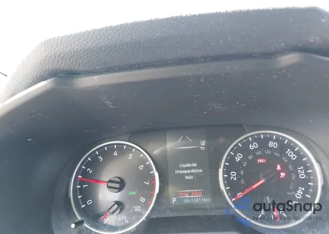 2021 Toyota Rav4 Xle from USA, damaged, VIN 2T3W1RFV0MW104858